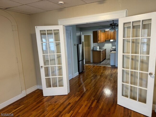 Building Photo - 12 Prospect St Unit 1