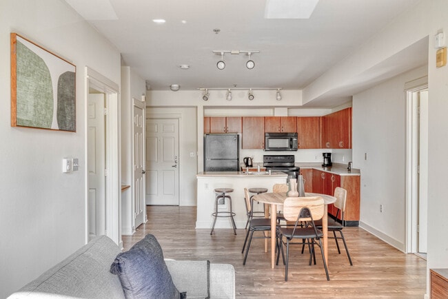 Photo - 11000 NE 10th St Unit FL1-ID3413A