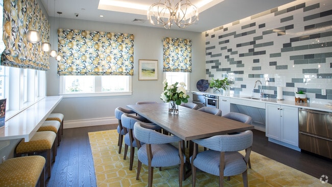 Photo - Cirrus Apartments