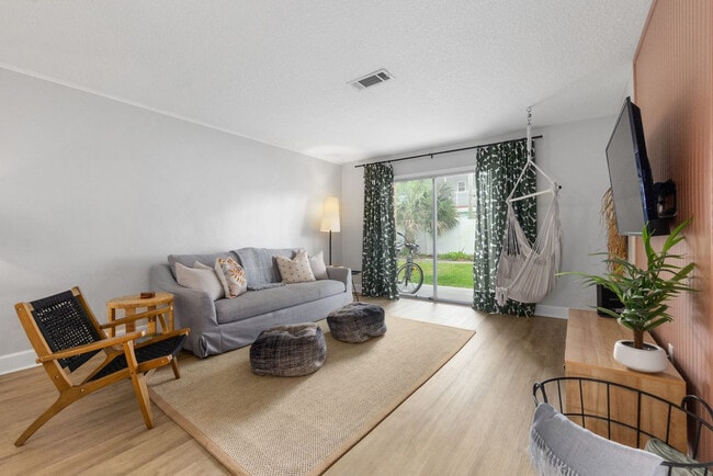 Building Photo - 405 Flagler Blvd Unit ID1281915P