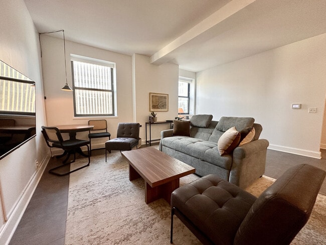 Photo - 758 N Broadway Unit ID1379069P