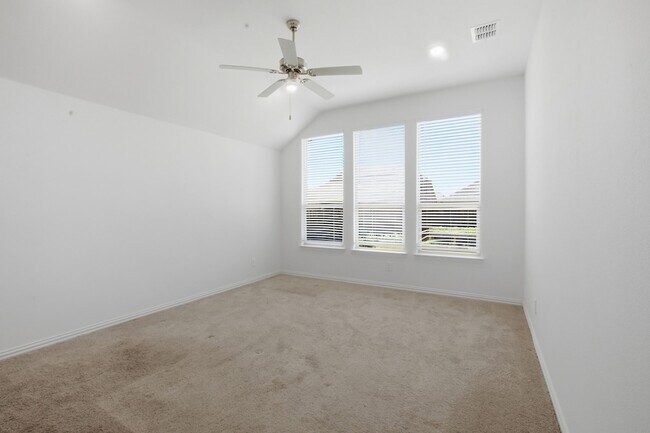 Photo - 700 Pistachio Pkwy