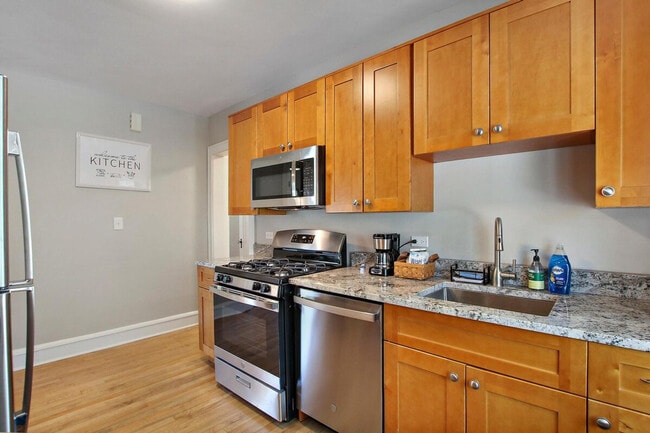 Photo - 915 W Pacific Ave Unit ID1265537P