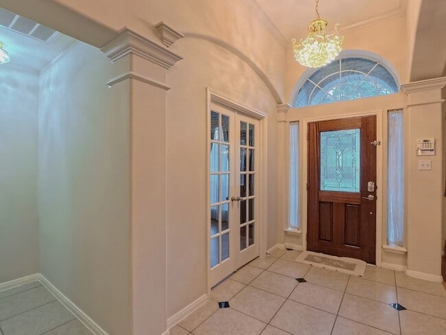 Photo - 15811 Sandisfield Ln