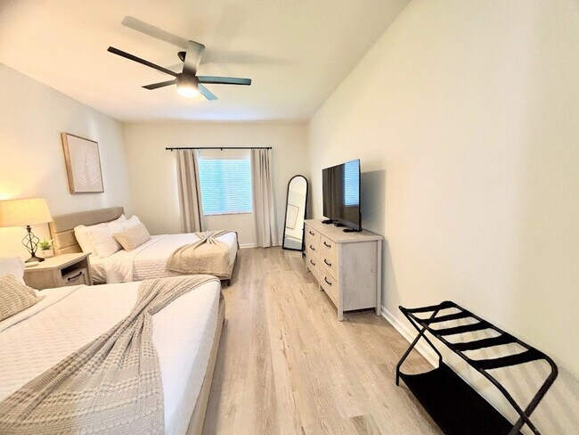 Photo - 8267 Mulligan Cir Unit SI FL2-ID1586078P