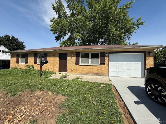 Building Photo - 7619 Bassett Dr
