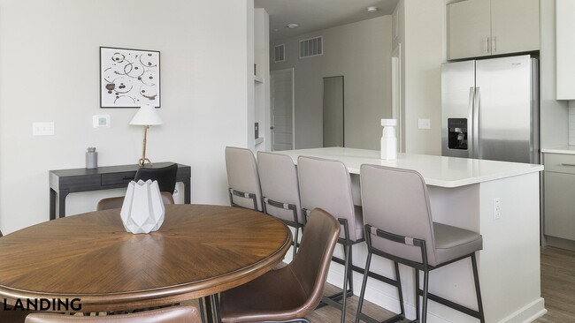 Photo - 4902 Cosmos Cir Unit 201