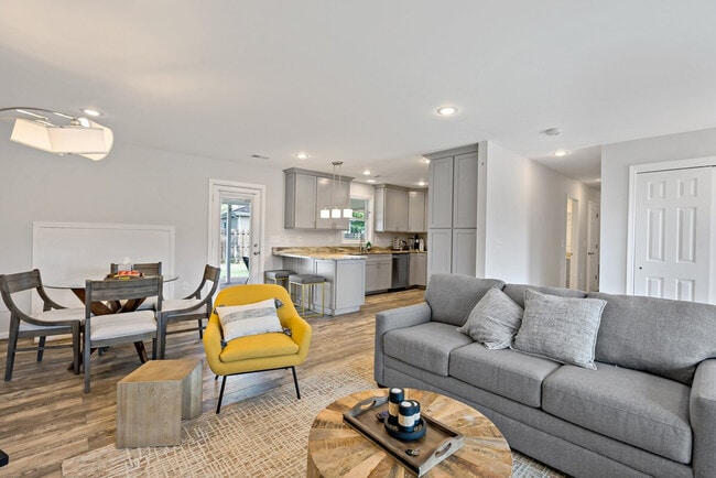 Photo - 6532 Summerton Way Unit ID1395439P