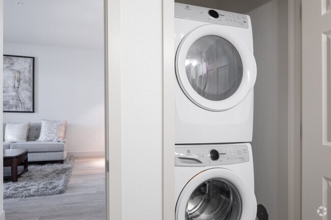 1BR, 1BA - 732SF - Wildhorse at Tuscany