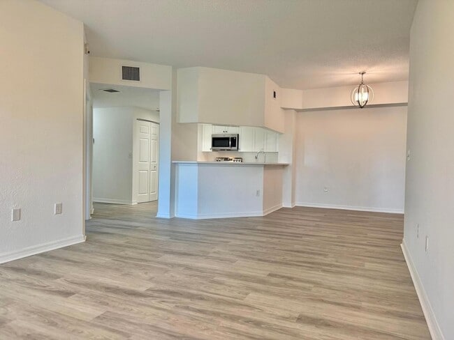 Photo - 2725 Anzio Ct Unit 304