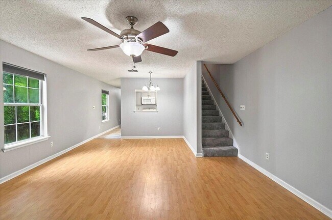 Photo - 3001 Oak Park Ct