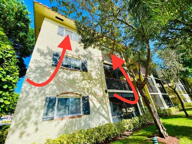 Building Photo - 257 S Cypress Rd Unit 442
