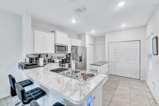 Photo - 9008 Gifford Dr