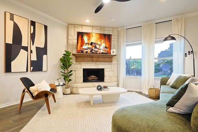 Building Photo - 500 Prairie Meadow Dr Unit SI ID1537395P