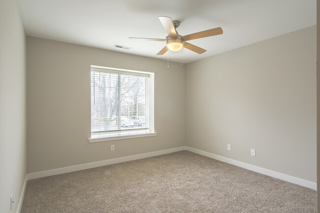 Upgraded Apartment (2022) - Hillside Apartments