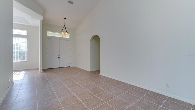 Photo - 5279 Lovett Rd