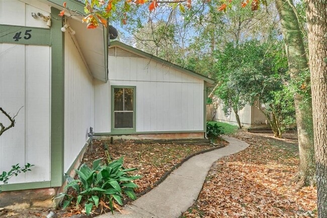 Photo - 45 Blue Fox Rd