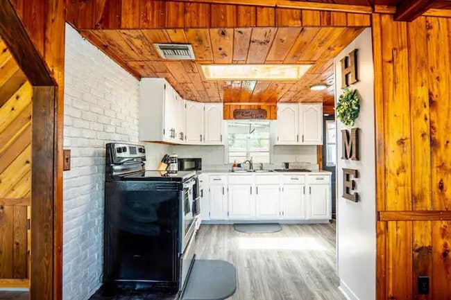 Photo - 9096 Dubois Blvd Unit ID1094220P