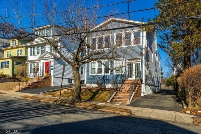 Building Photo - 17 Boyden Pkwy