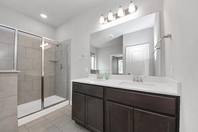 Photo - 196 Chestnut Meadow Dr