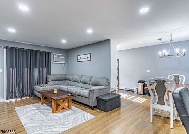 Photo - 320 South St