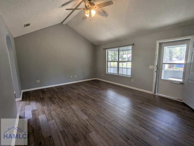 Photo - 67 Rosebud Ct