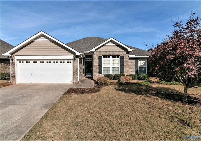 Building Photo - 111 NW Wittington Ln