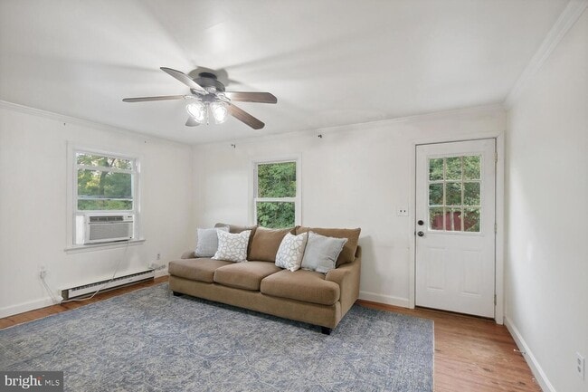 Photo - 18390 Silcott Springs Rd