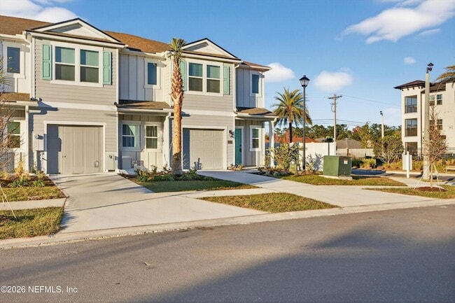 Photo - 1460 Jeremiah St