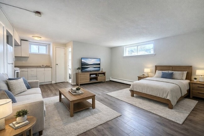 Building Photo - 16 Vinal St Unit B2