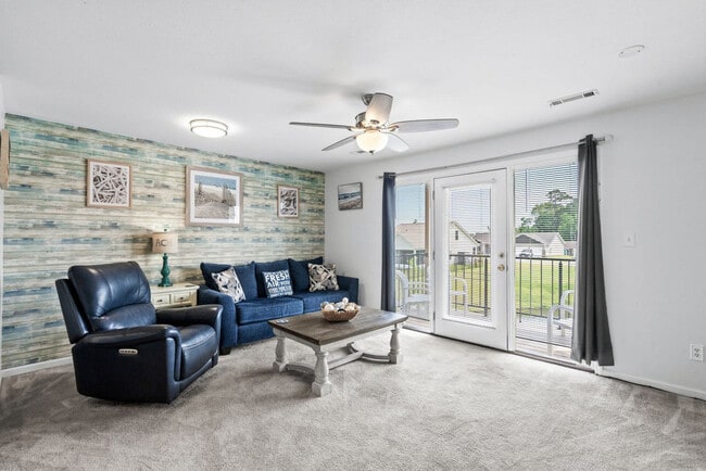 Photo - 215 Double Eagle Dr Unit FL2-ID1381673P