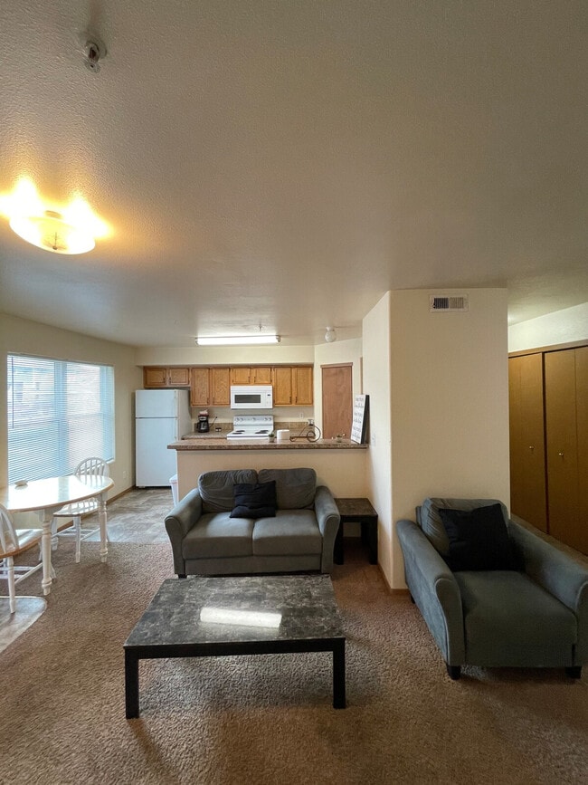 Building Photo - 6405N Chapel Hill Blvd Unit SI ID1505664P