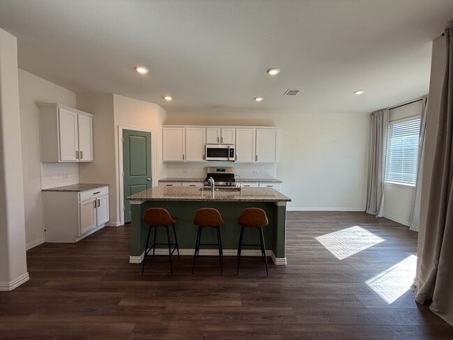 Photo - 783 Bayberry Ln