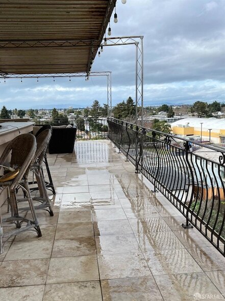 Photo - 8739 Thermal St