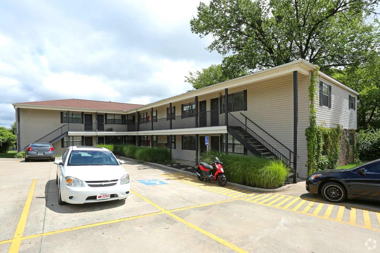 Floor Plan - Cleveland Place