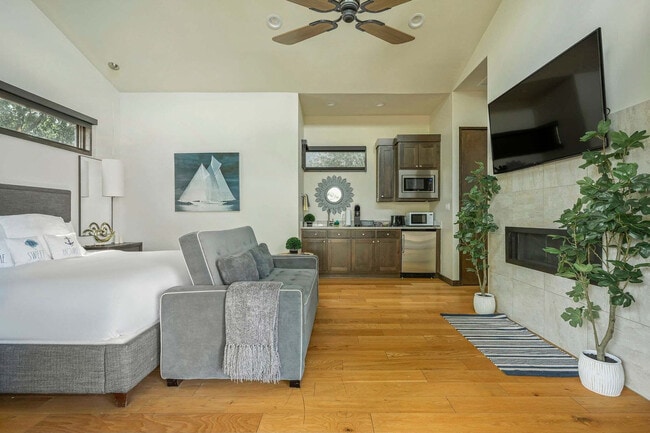 Building Photo - 2113 Barbaro Way Unit ID1287271P