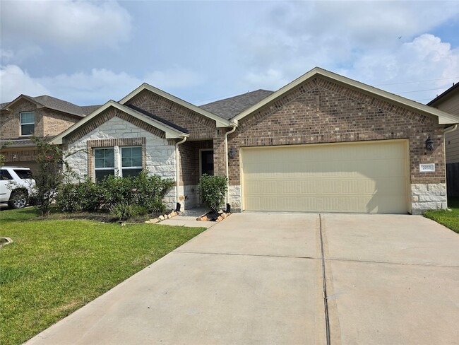 Building Photo - 2011 Cherryvale Dr