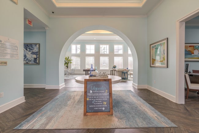 Leasing Office Entryway - The Edgewater at Klein