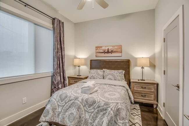 Photo - 1122 Argyle Ave Unit ID1051695P