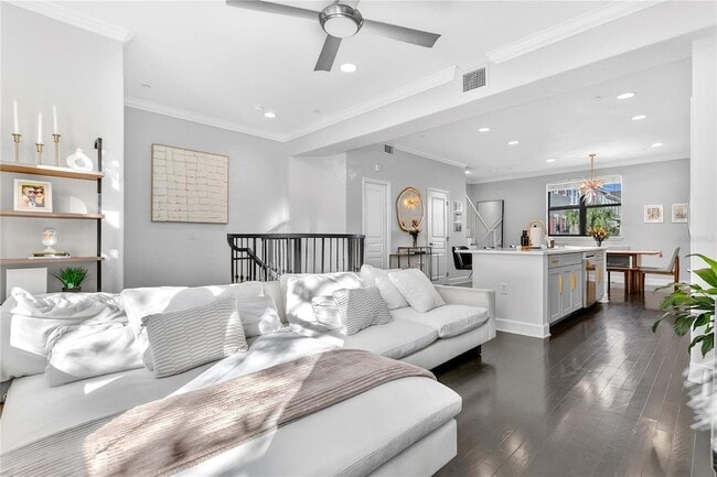 Photo - 548 Copley Ln