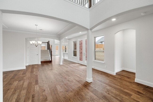 Photo - 310 Greystone Ct