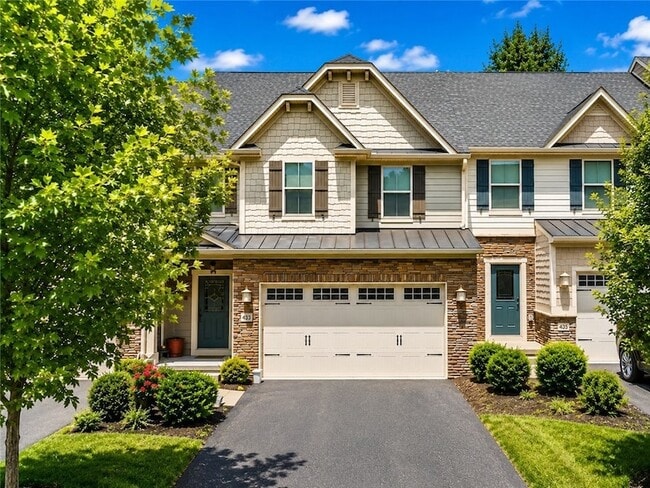 Building Photo - 433 Fairmont Dr