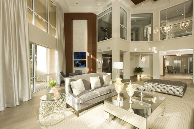 Building Photo - Deerwood Apartments