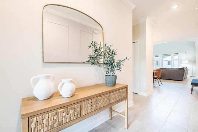 Photo - 1093 Leader St Unit ID1280795P