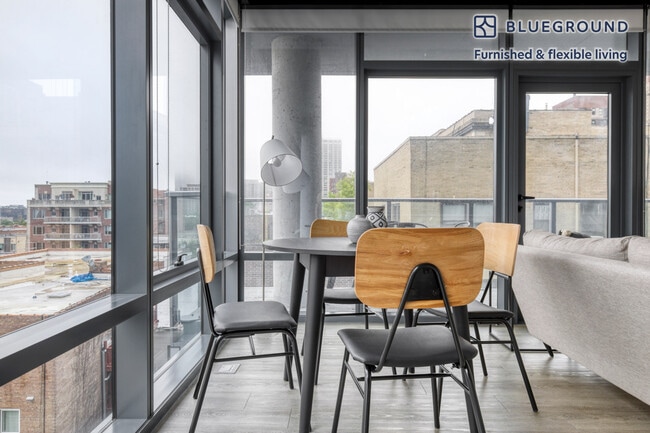 Photo - 450 W Belmont Ave Unit FL7-ID718