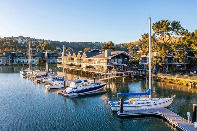 Photo - The Cove at Tiburon