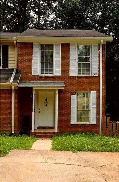 Building Photo - 852 Glynn Oaks Dr