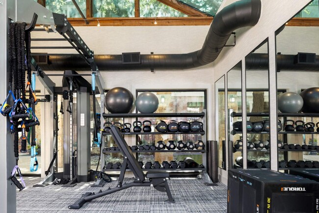 Building Photo - Eastbridge Apartments