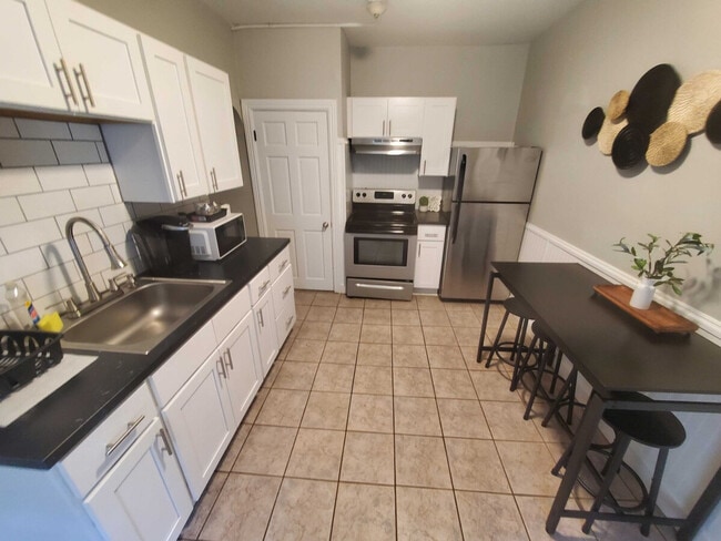 Photo - 280 Plainfield St Unit ID1373634P