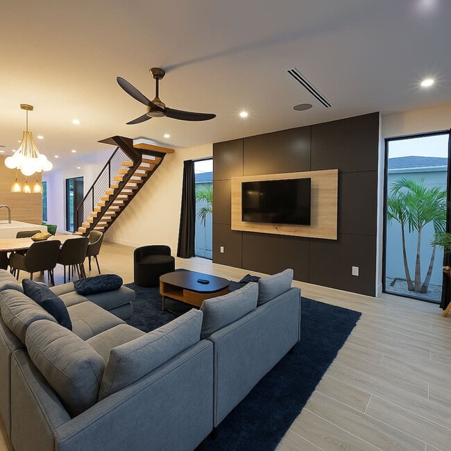 Building Photo - 1812 Miami Rd Unit ID1369670P